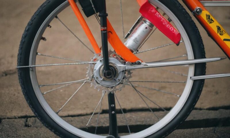 Jak wycentrować koło BMX