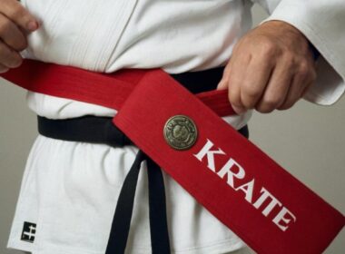 Jak zawiązać pas karate