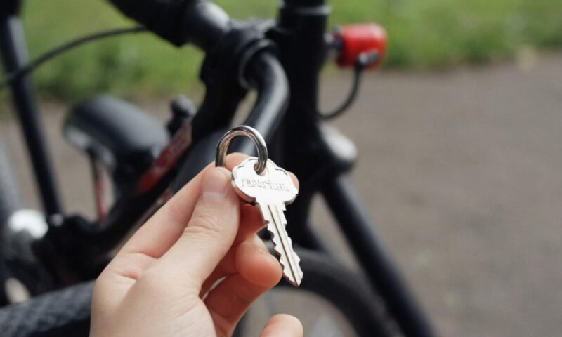 Jak zdjąć blokadę z roweru elektrycznego szybkości